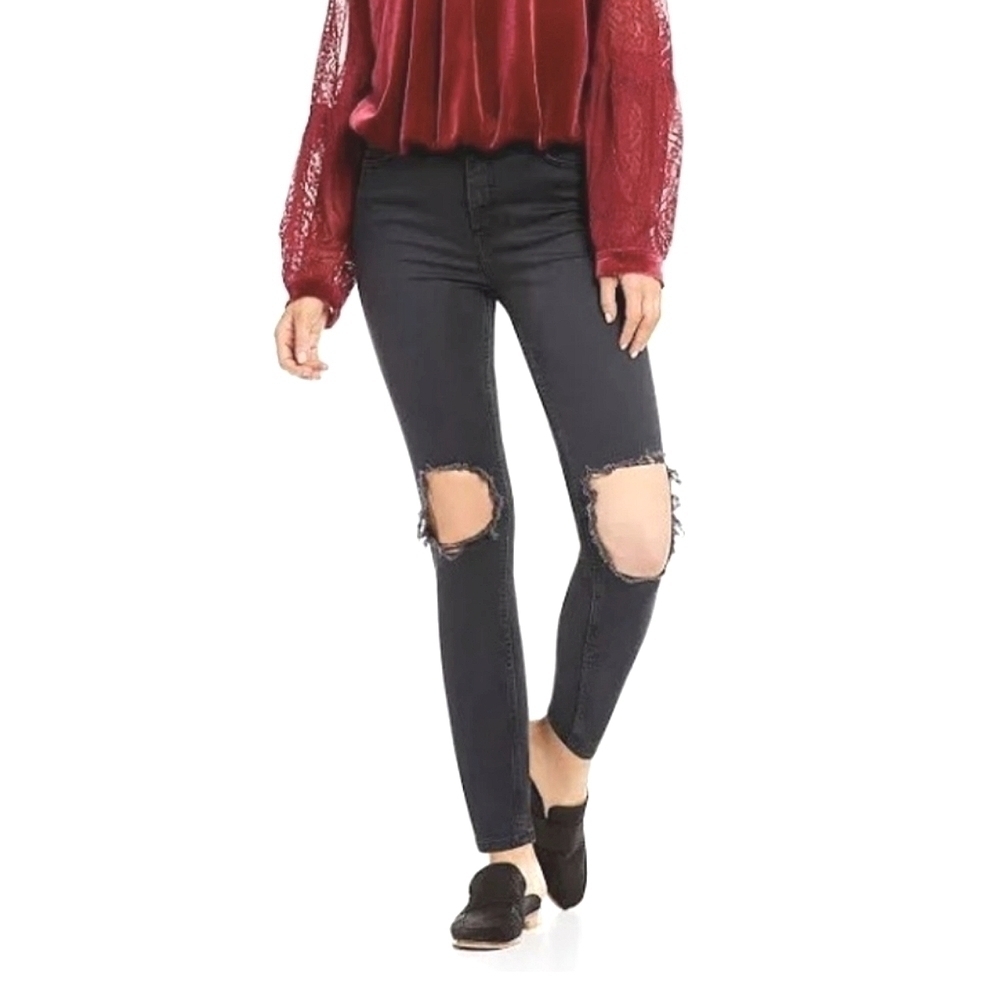 Free People Busted Knees Skinny Jeans in Washed Black Women's Size 28